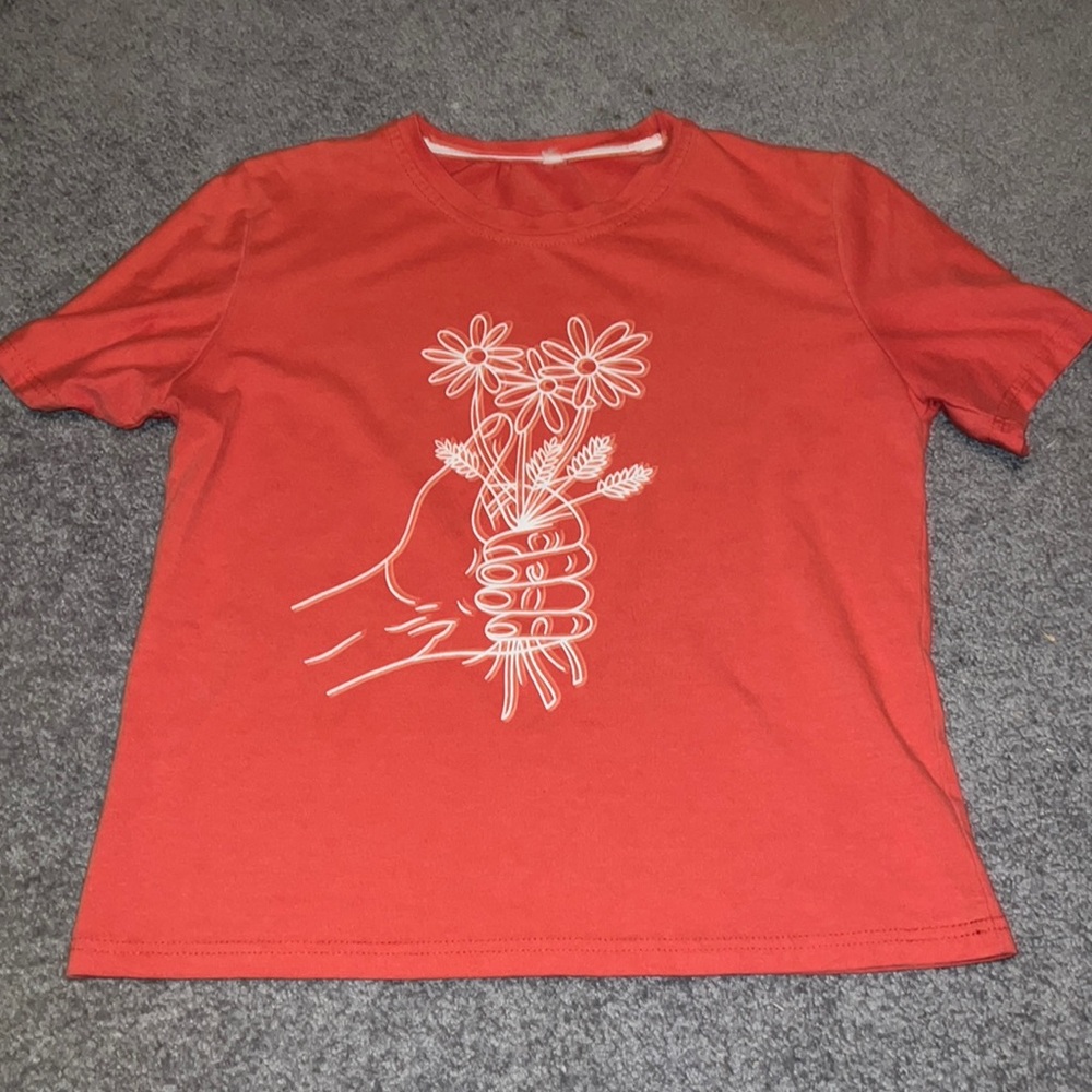 T SHIRT